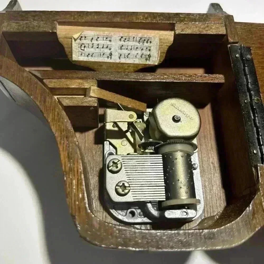 Vintage Wooden Grand Piano Music Box - Picture 7 of 12
